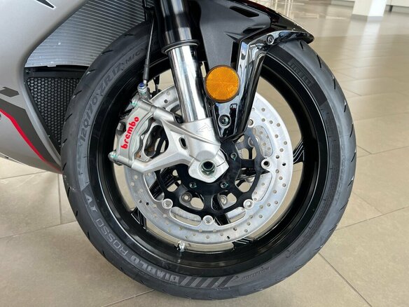 2026 QJMotor SRK 921 RR, красный, 1200000 рублей - вид 12