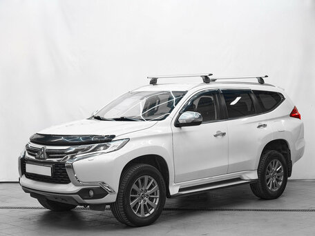 Mitsubishi Pajero Sport III