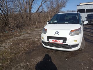 2012 Citroen C3 Picasso I Рестайлинг, белый, 700000 рублей, вид 1
