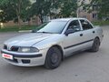 2003 Mitsubishi Carisma I Рестайлинг, серебристый, 385000 рублей - вид 3