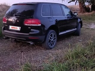 2005 Volkswagen Touareg I, чёрный, 1200000 рублей, вид 3