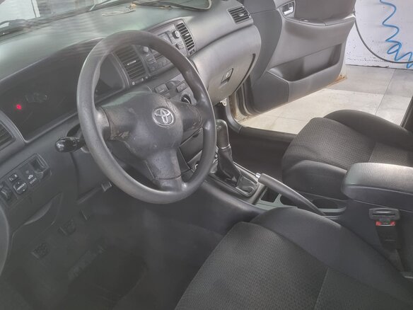 2005 Toyota Corolla IX (E120, E130) Рестайлинг, серебристый, 280000 рублей - вид 7
