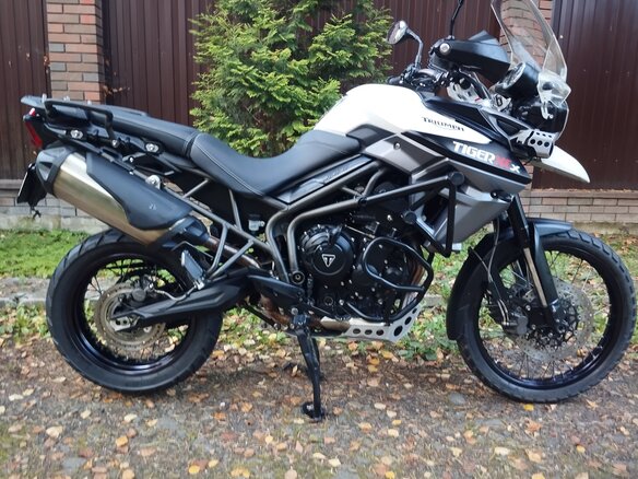 2015 Triumph Tiger 800, белый, 768000 рублей - вид 9
