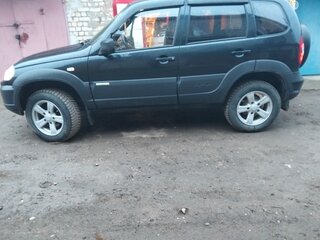 2014 Chevrolet Niva I Рестайлинг, чёрный, 630000 рублей, вид 2