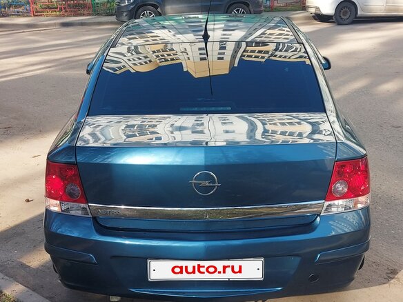 2008 Opel Astra H Рестайлинг, зелёный, 529000 рублей - вид 3