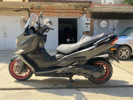 2017 Suzuki Burgman (SkyWave) 400, чёрный, 400000 рублей, вид 4