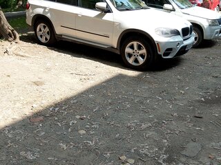 2010 BMW X5 35i II (E70) Рестайлинг, белый, 2000000 рублей, вид 4