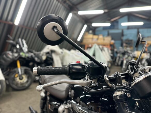 2020 Triumph Bonneville T120, чёрный, 1270000 рублей - вид 35