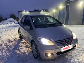 2005 Mercedes-Benz A-Класс 150 II (W169), серебристый, 500000 рублей, вид 1