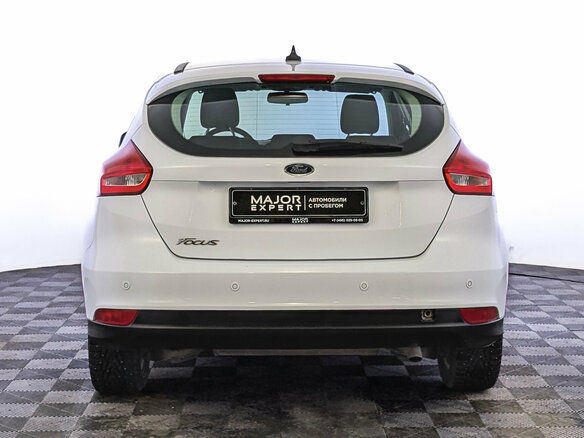 2018 Ford Focus III Рестайлинг, белый, 1250000 рублей - вид 5