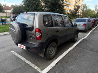 2012 Chevrolet Niva I Рестайлинг, серый, 560000 рублей, вид 3