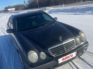 2002 Mercedes-Benz E-Класс 270 II (W210, S210) Рестайлинг, чёрный, 590000 рублей, вид 2