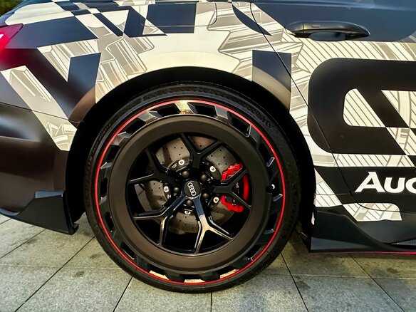 2020 Audi RS 6 IV (C8), белый, 16500000 рублей - вид 13