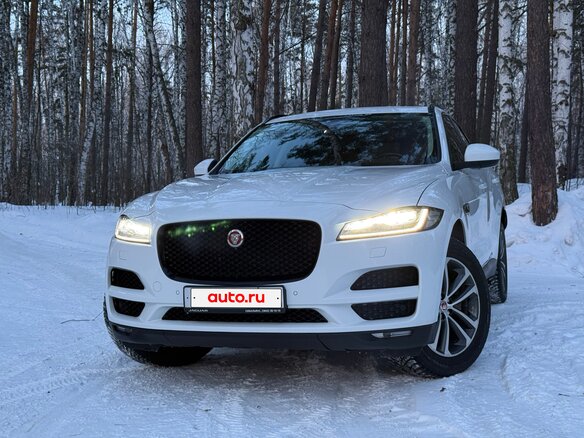 2016 Jaguar F-Pace I, белый, 2400000 рублей - вид 1