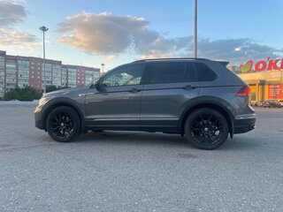 2021 Volkswagen Tiguan II Рестайлинг, серый, 2890000 рублей, вид 5