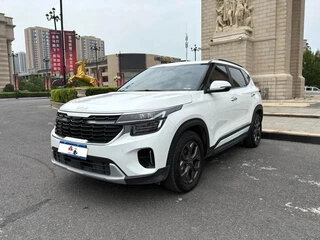 2022 Kia KX3, белый, 1470000 рублей, вид 1