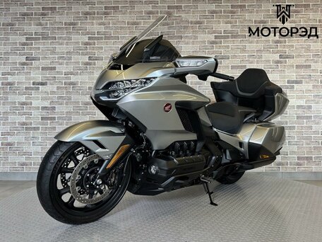 2025 Honda GL 1800 Gold Wing, серебристый, 3275000 рублей, вид 2