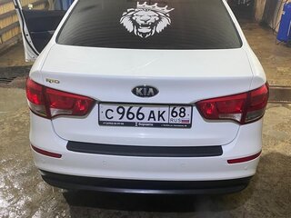 2015 Kia Rio III Рестайлинг, белый, 850000 рублей, вид 3