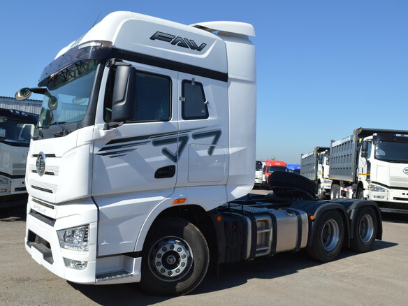 2024 FAW J7, серебристый, 10500000 рублей - вид 8