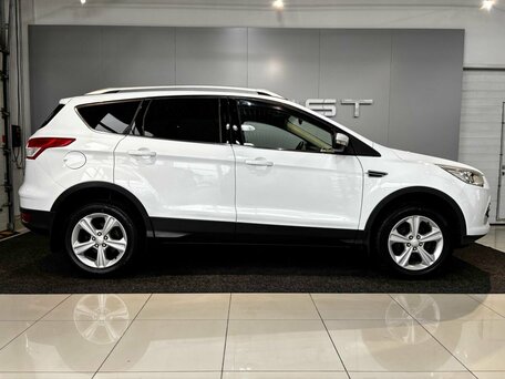 2013 Ford Kuga II, белый, 949000 рублей, вид 3