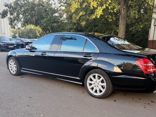 2008 Mercedes-Benz S-Класс 500 Long V (W221), чёрный, 1869000 рублей, вид 2