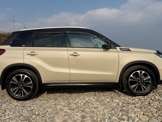 2019 Suzuki Escudo IV Рестайлинг, серый, 2030000 рублей, вид 3