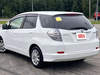 2012 Honda Fit Shuttle I, белый, 900000 рублей, вид 4