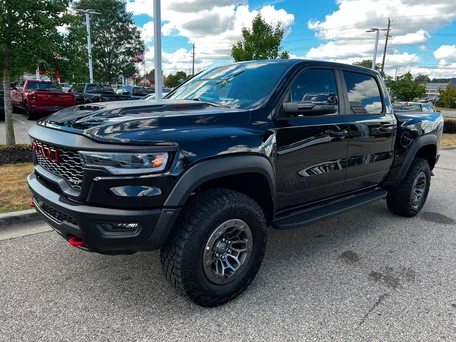 2026 Ram 1500 TRX SRT V Рестайлинг, чёрный, 19900000 рублей, вид 1