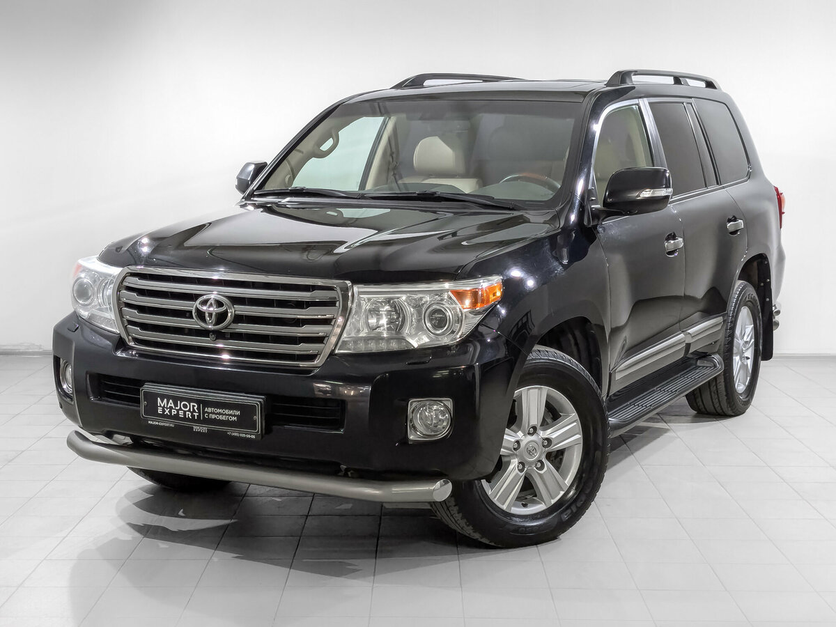 Открыть фотографии: Toyota Land Cruiser 200 Series Рестайлинг 1