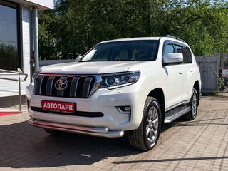 2018 Toyota Land Cruiser Prado 150 Series Рестайлинг 2, белый, 4849000 рублей, вид 4