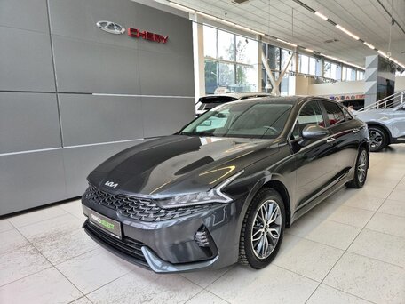Kia K5 III