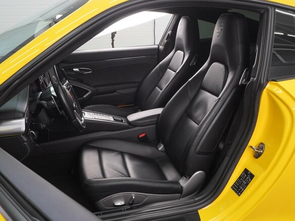 2016 Porsche 911 Carrera S VII (991) Рестайлинг, жёлтый, 7199000 рублей - вид 12