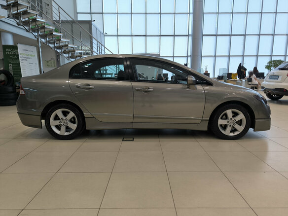 2008 Honda Civic VIII, серый, 680000 рублей - вид 3