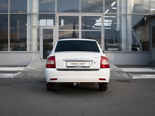 2016 Lada (ВАЗ) Priora I Рестайлинг, белый, 390000 рублей, вид 4