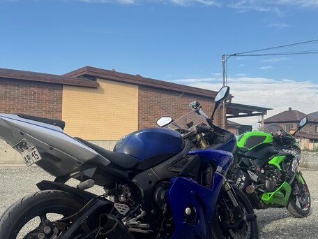 2005 Yamaha YZF-R6, синий, 400000 рублей, вид 3