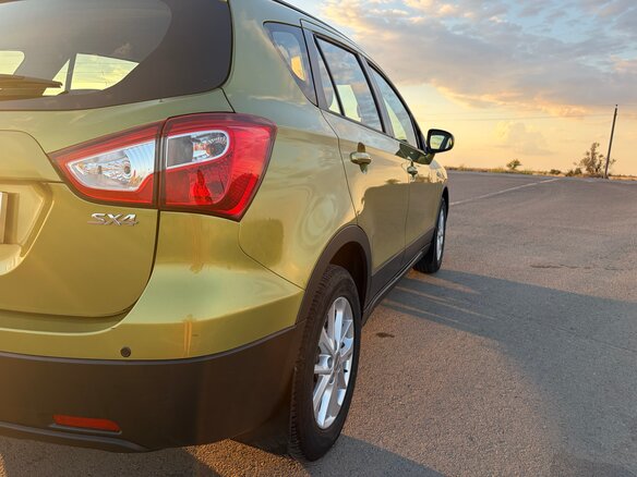 2014 Suzuki SX4 II (S-Cross), зелёный - вид 9