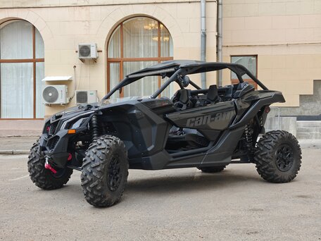 2017 BRP Can-Am Maverick X3 X DS Turbo RR, чёрный, 2990000 рублей, вид 3