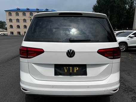 2022 Volkswagen Touran L II, белый, 2350000 рублей, вид 5