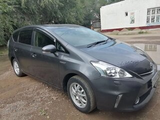 2014 Toyota Prius Alpha I (ZVW40/41), серый, 1600000 рублей, вид 3