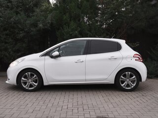 2013 Peugeot 208 I, белый, 753000 рублей, вид 5