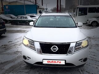 2015 Nissan Pathfinder IV, белый, 1800000 рублей, вид 2