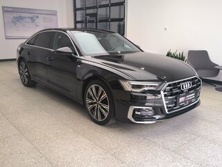 2023 Audi A6 45 TFSI V (C8) Рестайлинг, чёрный, 4990000 рублей, вид 3
