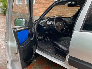 2006 Chevrolet Niva I, серебристый, 500000 рублей, вид 4