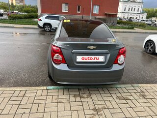 2013 Chevrolet Aveo II, серый, 550000 рублей, вид 4