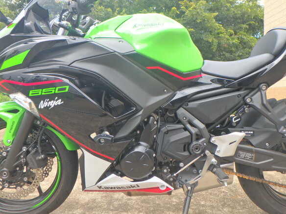 2022 Kawasaki Ninja 650, зелёный, 850000 рублей - вид 11