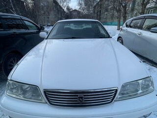 1998 Toyota Mark II VIII (X100), белый, 700000 рублей, вид 2