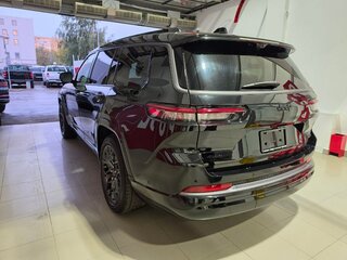 2026 Jeep Grand Cherokee L V (WL) Рестайлинг, чёрный, 11990000 рублей, вид 3
