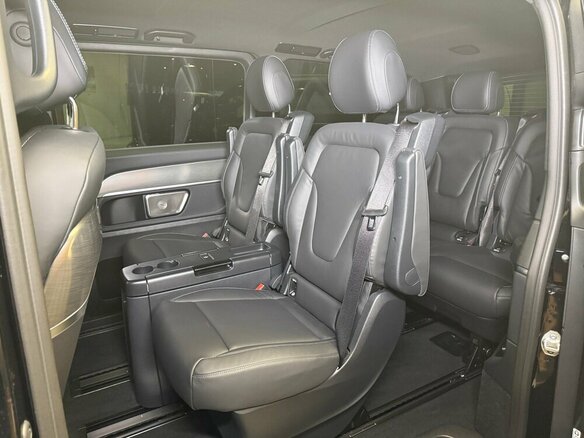 2024 Mercedes-Benz V-Класс Extra Long 300 d экстра длинный III (W447) Рестайлинг 2, чёрный, 17200000 рублей - вид 11