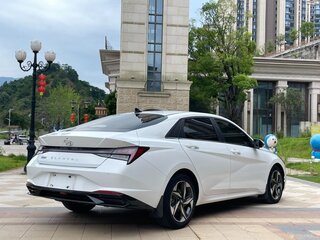 2022 Hyundai Elantra VII (CN7), белый, 1388000 рублей, вид 4