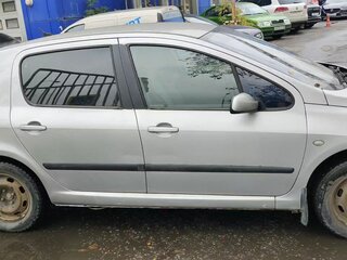 2001 Peugeot 307 I, серый, 200000 рублей, вид 3